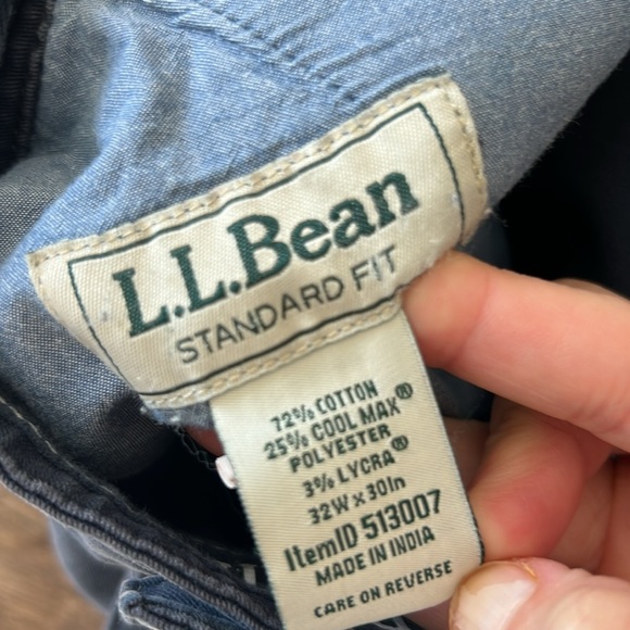LL Bean Standard Fit Men’s 32 x 30 Blue Chinos - Picture 5 of 7